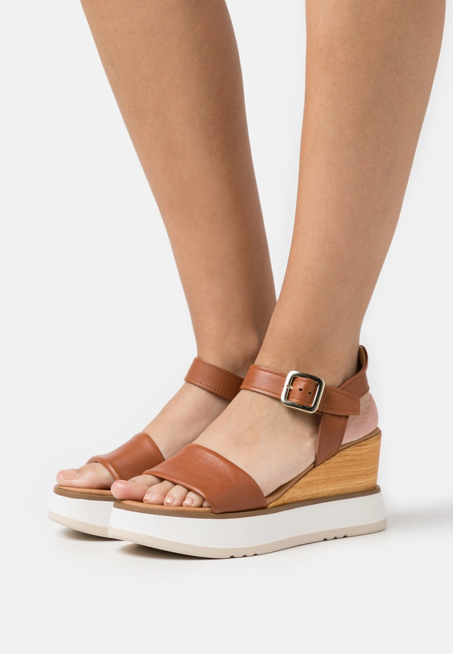 Pier One Leather - Sandalen Met Plateauzool - Cognac