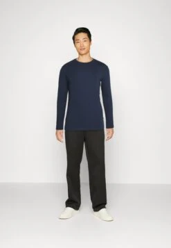 Pier One Longsleeve - Light Green/Beige/Dark Blue